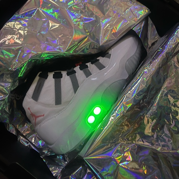 Air jordan 11 adapt - Picture 9 of 10